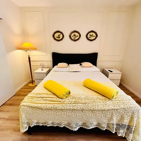 Danica Sunshine * Makarska