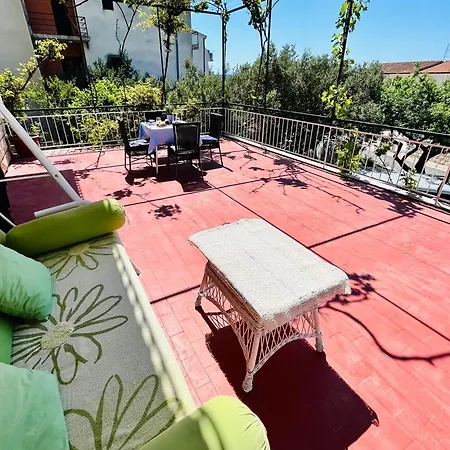 Danica Sunshine Apartament *