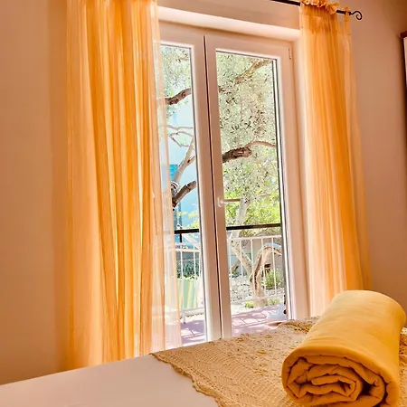 Danica Sunshine Apartamento