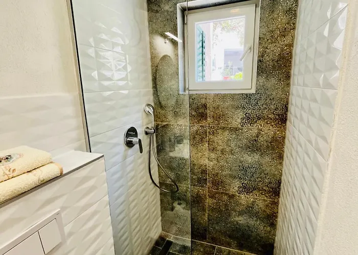 Danica Sunshine * Makarska