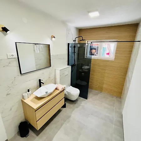 Danica Sunshine Apartman Makarska